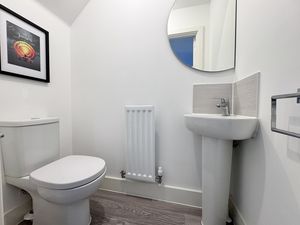 Photo 7- click for photo gallery